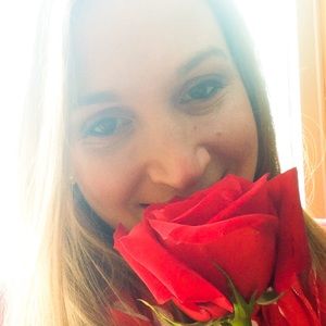 Meet your Posher, Becky